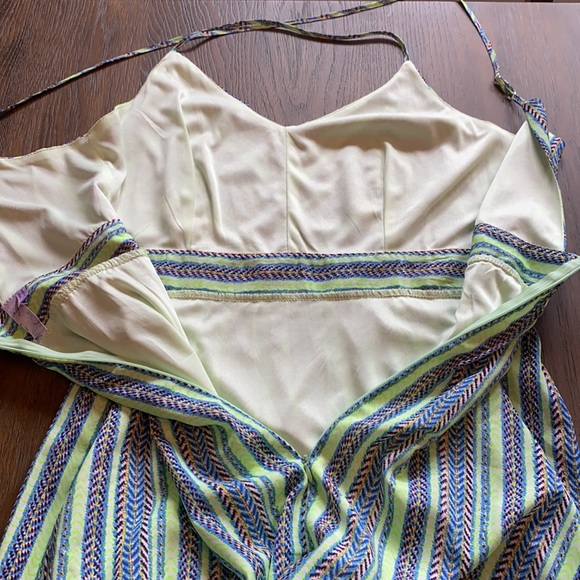 Alya Funky Maxi Dress. Size L. Crisscross back. - Picture 9 of 10